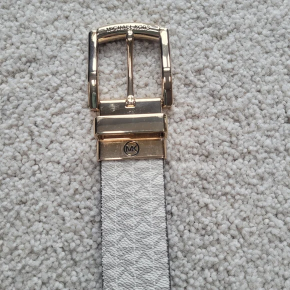 Michael Kors 2 in 1 Reversible White Tan and Brown Women's Belt S/M - Picture 7 of 8